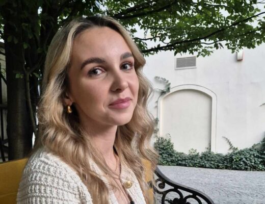 "Uniwersytet&nbsp; SWPS jest takim wielkim stołem szwedzkim, na którym masz milion potraw, ale samemu wybierasz, które dania nałożysz sobie na talerz i co wyniesiesz z tej uczelni". Wywiad z Mileną Debrovner.